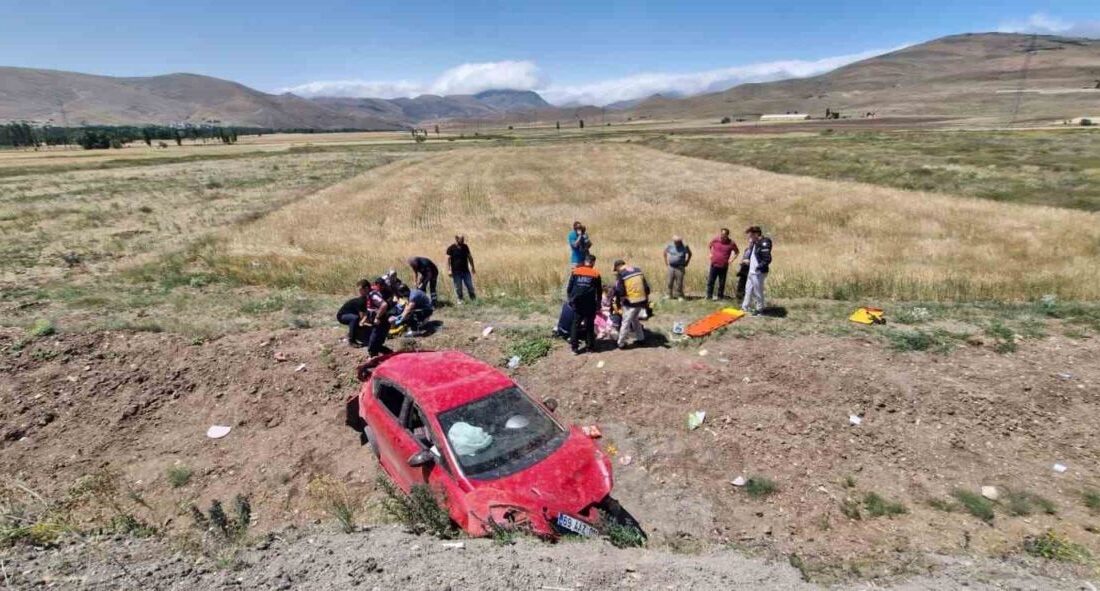 Bayburt’ta takla atan otomobilde bulunan 4’ü çocuk, 4’ü yetişkin olmak