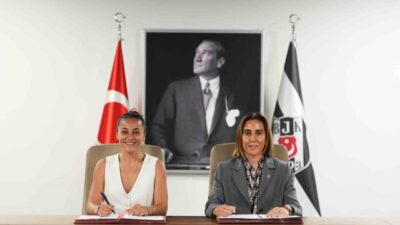 Beşiktaş Kulübü, kadın futbol takımının başına Didem Karagenç’in getirildiğini açıkladı.