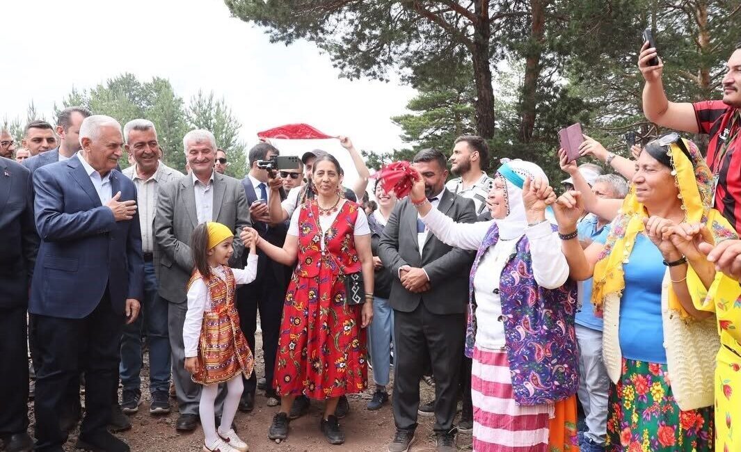 Türkiye’nin 27. ve son Başbakanı, Türk Devletleri Teşkilatı (TDT) Aksakallar