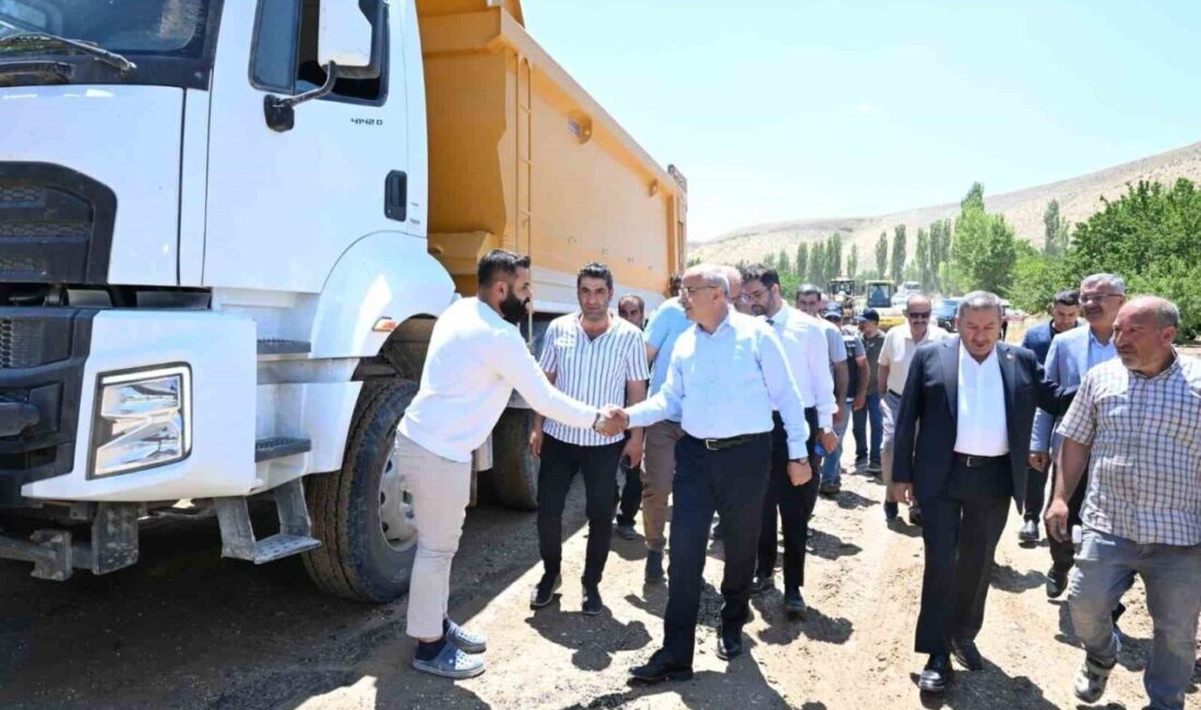 Malatya Büyükşehir Belediye Başkanı Sami Er, depremden sonra ayağa yeniden