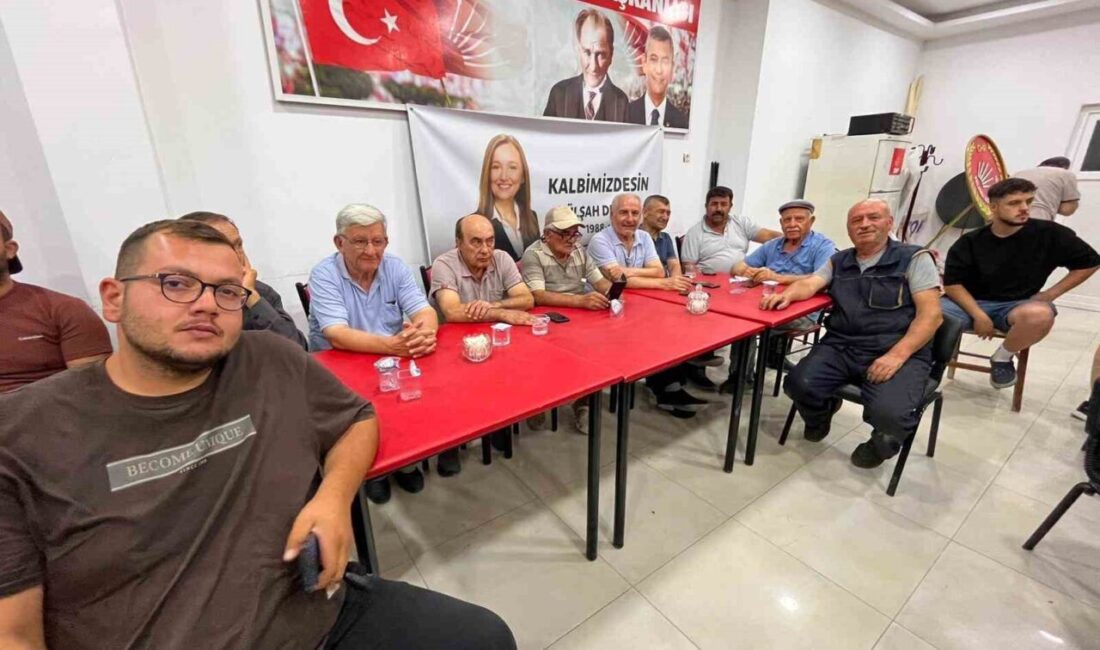 Manisa’nın Selendi ilçesinde CHP İlçe Başkanı Cemil Kurt, kadın ve