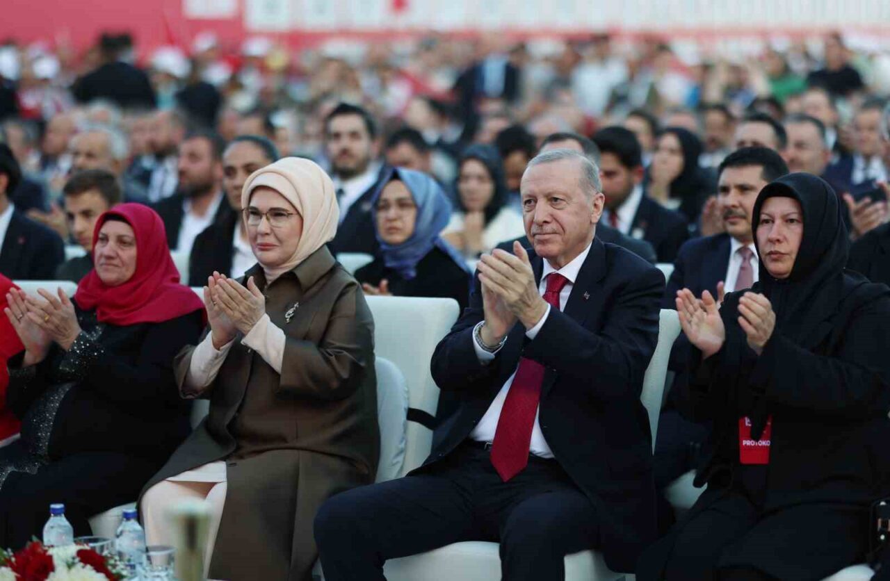 Cumhurbaşkanı Recep Tayyip Erdoğan, “Terör örgütleri için artık deniz tükenmiştir.