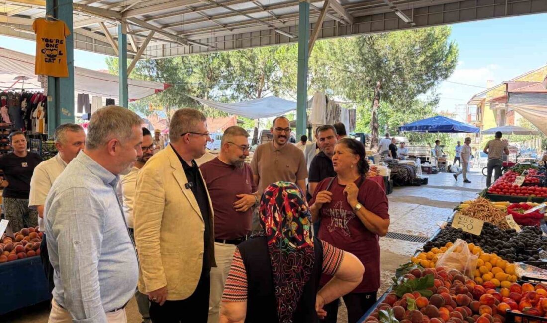 AK Parti Denizli teşkilatı, saha çalışmalarına ara vermeden devam ediyor.