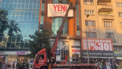 Cumhuriyet Halk Partisi’nden istifa Özgür Özel’in genel başkanlığında kurulan Yeni