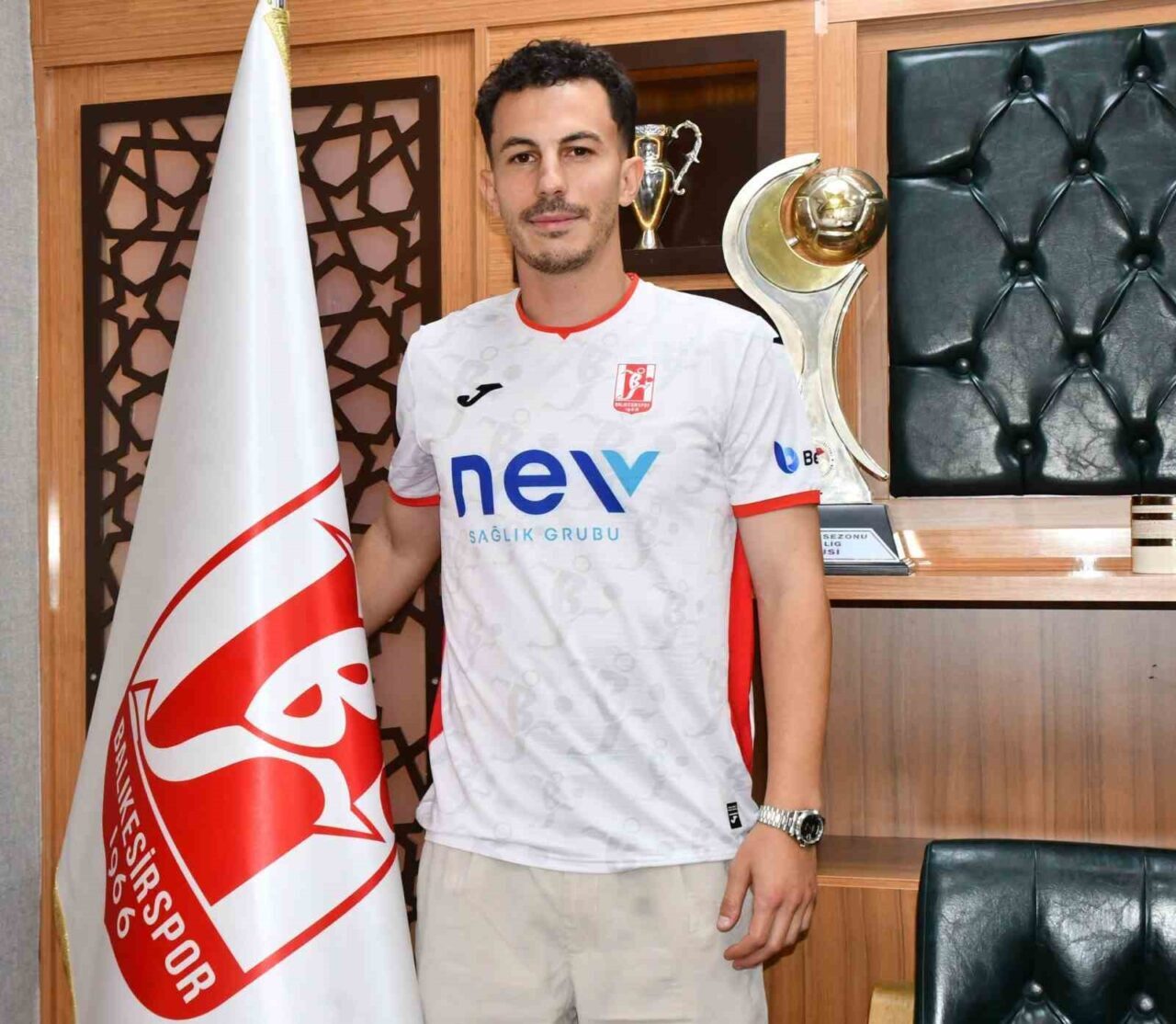 TFF 3. Lig takımlarından Balıkesirspor, Erdoğan Kaya’yı 2 yıllığına kadrosuna