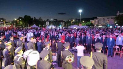 Erzincan’da 15 Temmuz Demokrasi ve Milli Birlik Günü dolayısıyla düzenlenen