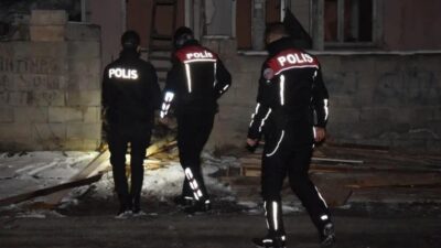 Erzincan’da polis ekiplerince aranan kişilere yönelik düzenlenen çalışmalarda, haklarında kesinleşmiş