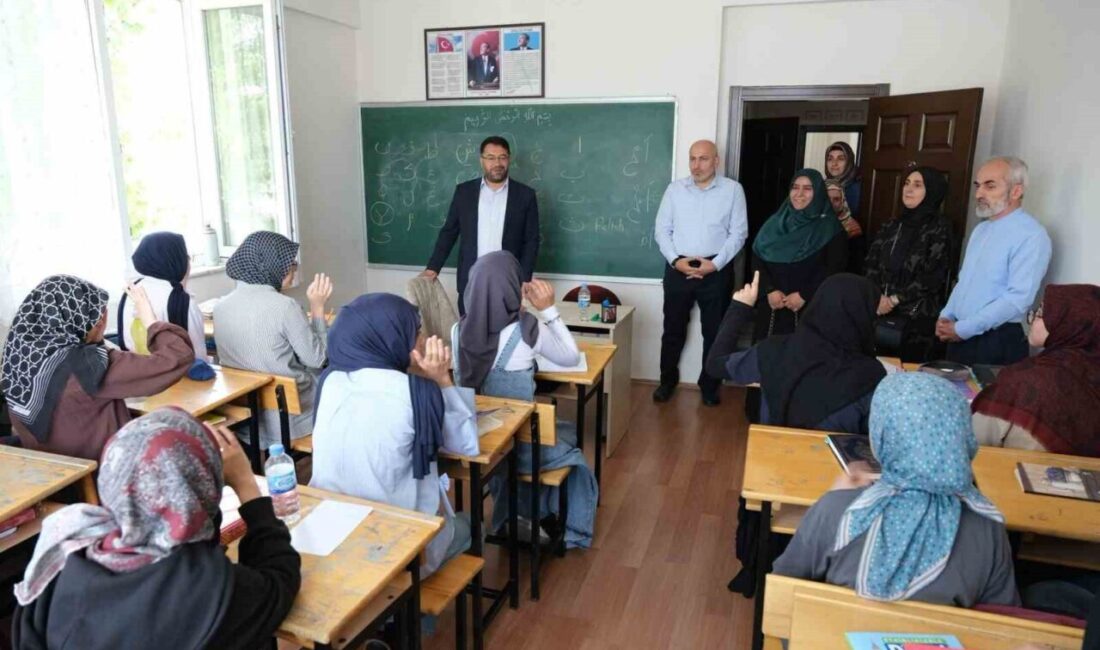 Erzincan’da bu yıl ilk kez biri kız, diğeri erkek öğrencilere