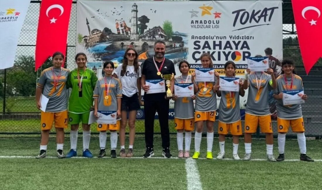 Erzincan Kız Futbol Takımı, Tokat’ta düzenlenen Anadolu Yıldızlar Ligi (ANALİG)