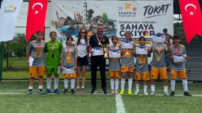 Erzincan Kız Futbol Takımı, Tokat’ta düzenlenen Anadolu Yıldızlar Ligi (ANALİG)