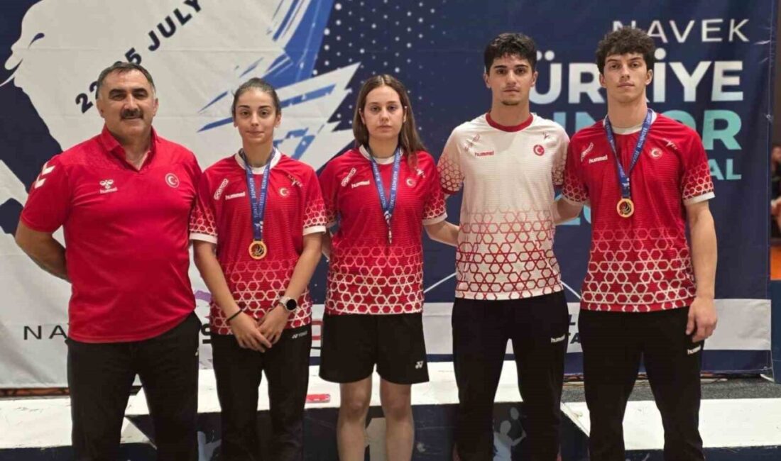 Erzincanlı milli badmintoncular, İstanbul’da düzenlenen Navek Türkiye Junior International 2026