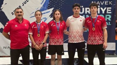 Erzincanlı milli badmintoncular, İstanbul’da düzenlenen Navek Türkiye Junior International 2026