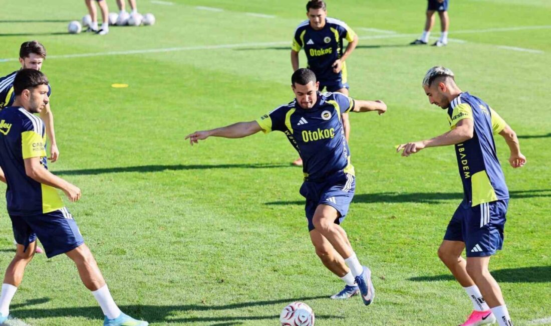 Yeni sezon hazırlıklarını Avusturya’da sürdüren Fenerbahçe, günün tek antrenmanını akşam