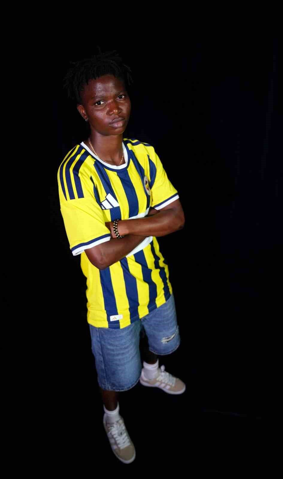 Fenerbahçe Kadın Futbol Takımı, Nijeryalı forvet Abideen Suliat Olajumoke’yi renklerine
