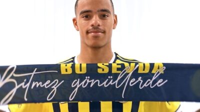 Fenerbahçe, İngiliz futbolcu Mason Greenwood ile görüşmelere başlandığını KAP’a bildirdi.