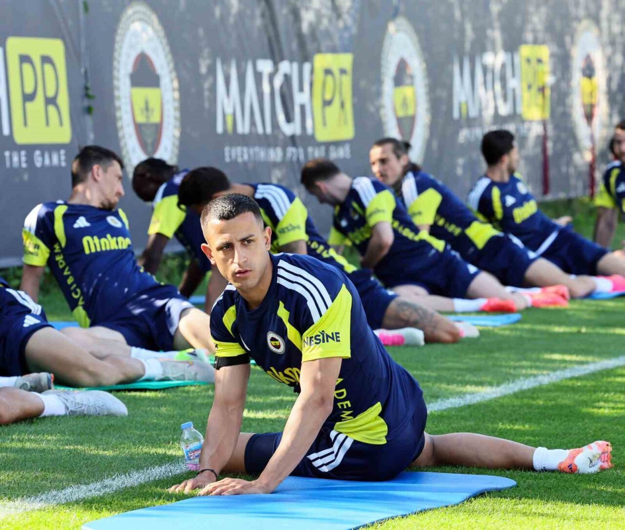 Yeni sezon hazırlıklarına Avusturya’da devam eden Fenerbahçe, günün tek antrenmanını
