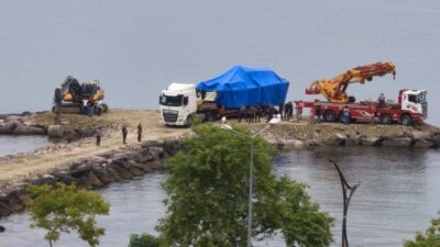 Giresun’da Sahil Güvenlik Komutanlığı’na ait botun dün gece Teyyaredüzü mahallesi