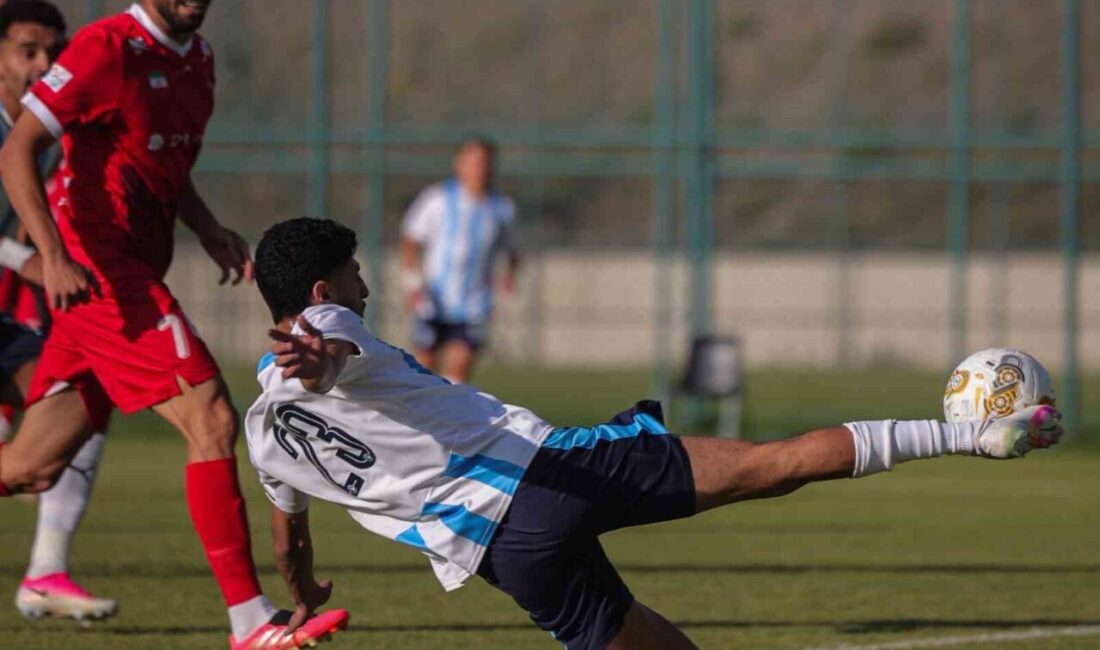 İran Pers Körfez Pro Ligi ekiplerinden Persepolis, Mısır Premier Ligi