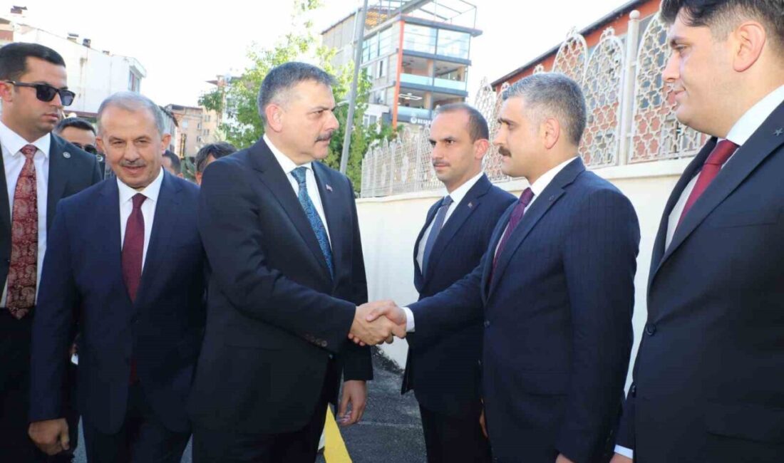 İçişleri Bakanı Mustafa Çiftçi, Şemdinli ilçesindeki Zirve Tepe Modüler Komando