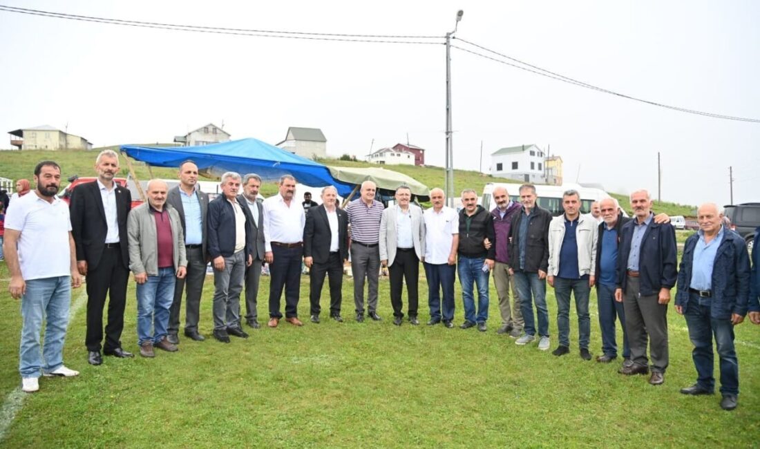 Trabzon’un Vakfıkebir ilçesine bağlı Karadağ Yaylası’nda geleneksel olarak düzenlenen yayla