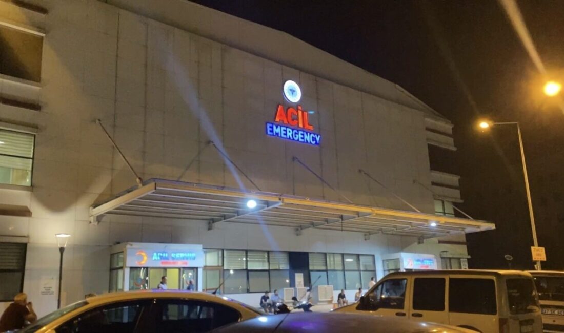 Kastamonu’da iki aracın çarptığı elektrikli bisiklet sürücüsü ağır yaralandı. Kaza,