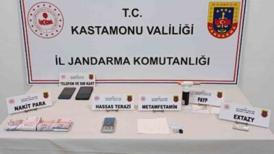 Kastamonu’da jandarma ekipleri tarafından düzenlenen uyuşturucu operasyonlarında 5 şüpheli gözaltına
