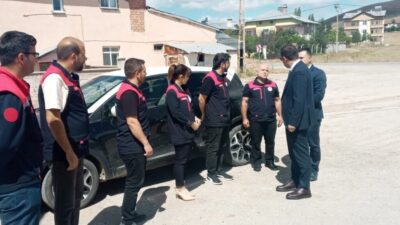 Bayburt’un Aydıntepe Kaymakamı Deniz Yıldırım, kurum denetimleri kapsamında kamu kurumlarını