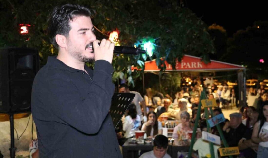 Erzurum’un Oltu ilçesinde düzenlenen konser programı, türkü severlere unutulmaz bir
