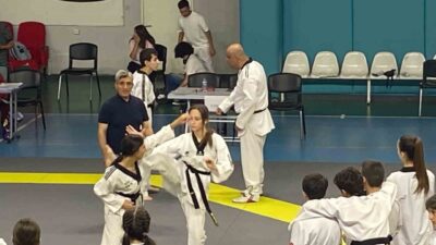 Erzurum’un Oltu ilçesinde taekwondo sporuyla uzun yıllardır ilgilenen genç sporcu