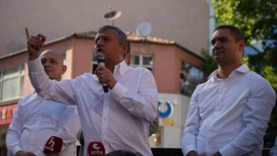 CHP Grup Başkanı Özgür Özel, Kırıkkale’de yaptığı konuşmada gözlerinin pazartesi