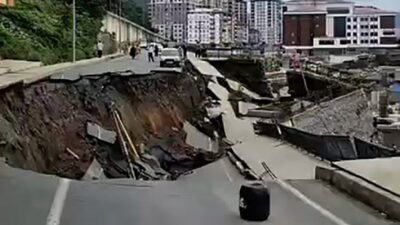 Rize’de merkezde yol çökmesi sonucu yolun üst kısmında bulunan 2