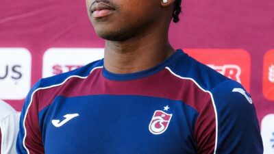 Trabzonspor’un yeni transferlerinden Sidny Lopes Cabral, bordo-mavili kulüpten gelen ilk