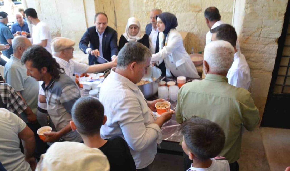 Erzincan’ın Tercan ilçesinde, Muharrem ayı dolayısıyla tarihi Mamahatun Külliyesi’ndeki kervansarayda