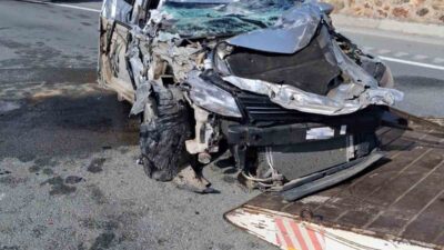Gümüşhane’de tünel çıkışında kamyona arkadan çarparak takla atan otomobilin sürücüsü