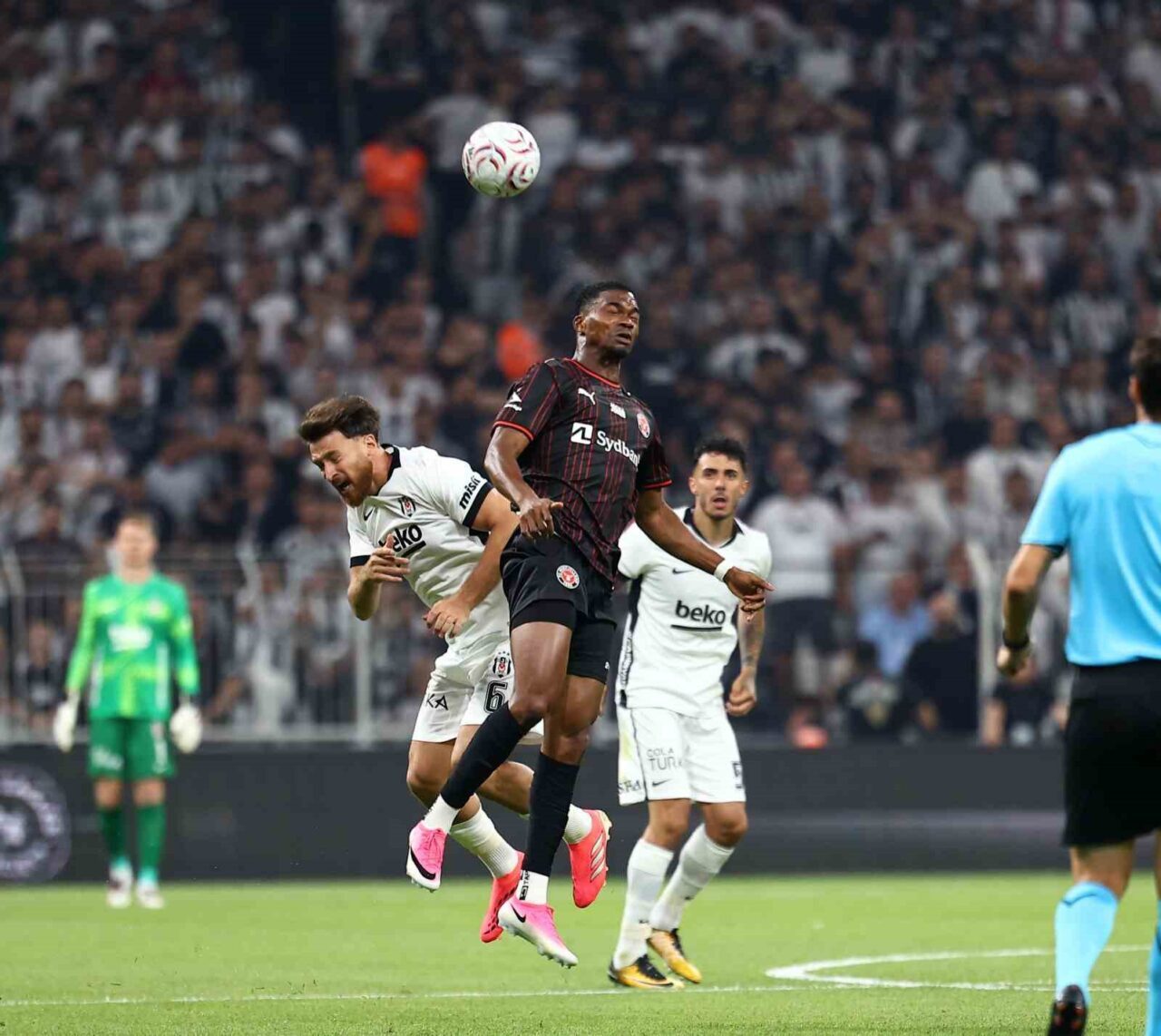 UEFA Avrupa Ligi 2. Eleme Turu ilk maçında Beşiktaş, sahasında