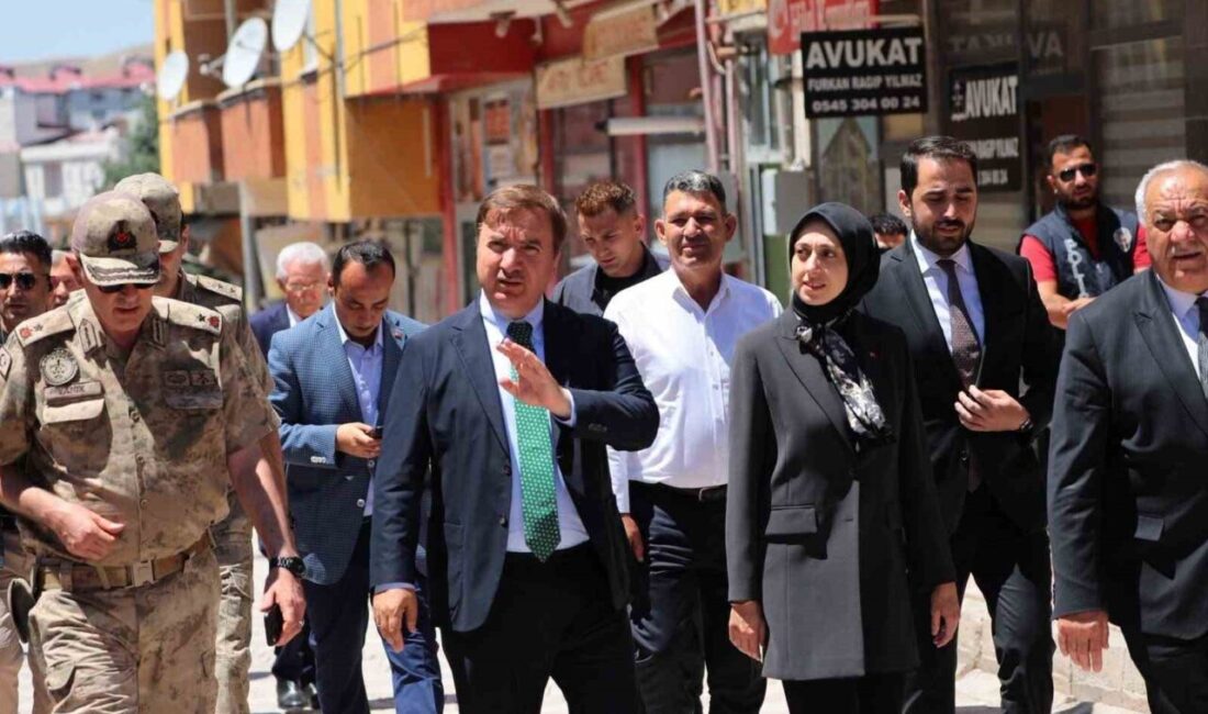 Erzincan Valisi Hamza Aydoğdu, çeşitli program ve ziyaretler kapsamında gittiği