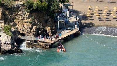 Zonguldak’ta valilik tarafından alınan denize girme yasağına rağmen denize giren