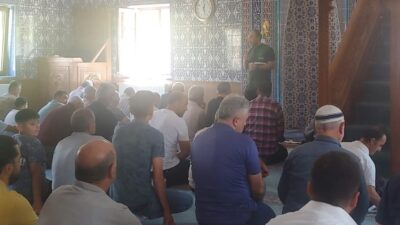 Bayburt Yeşilay Şubesi tarafından Esentepe Camii’nde cemaate yönelik bağımlılıkla mücadele
